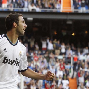 开云竞猜官网-巴西选手气势滔天，势不可挡，巴西现场秀