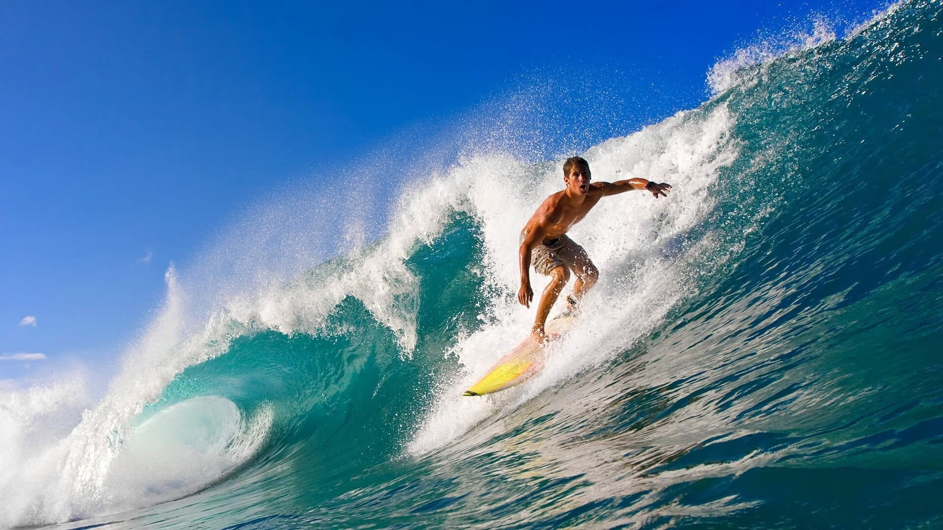 俄罗斯豪胜，锁定下赛季欧洲杯资格，俄罗斯获欧洲杯首胜
